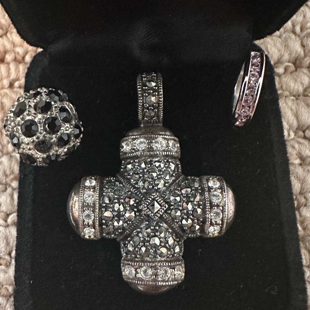Set of 3 charms for necklaces